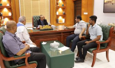 محافظ حضرموت يُشيد بالمسيرة الحافلة محليًا وعربيًا للمسرحي والإعلامي القدير سالم الجحوشي