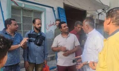 العاصمة.. مأمور المعلا يتفقد موقع حادث انهيار “البلكونة”