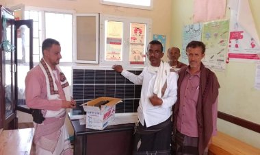 انتقالي المسيمير يدعم مدرسة القادسية في المديرية بمنظومة طاقة شمسية