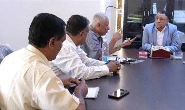 أمين عام محلي أبين يبحث مع مدير فرع الصندوق الاجتماعي في عدن تقدم المشاريع وتحديات التنفيذ