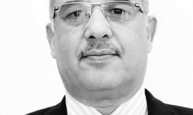 وزير الدولة محافظ العاصمة عدن يُعزَّي في وفاة عضو مجلس إدارة البنك المركزي خالد زكريا