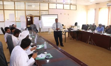 هيئة الإغاثة تختتم في المهرة ورشة عمل تدريبية حول أساسيات الأعمال الإنسانية