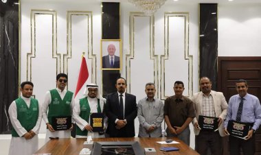 محافظ حضرموت يرعى اتفاقية إنشاء وتجهيز مدرسة بالمكلا واستلام سيارات اسعاف دعمًا من البرنامج السعودي