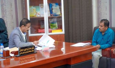 محافظ شبوة" يناقش مصفوفة مشاريع فرع هيئة مياه الريف ضمن مشروع وحدة التغيرات المناخية