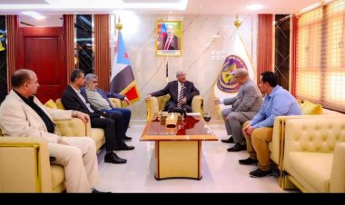 الكثيري يطّلع على سير العمل بوزارتي التخطيط والتعاون الدولي والاتصالات وتقنية المعلومات