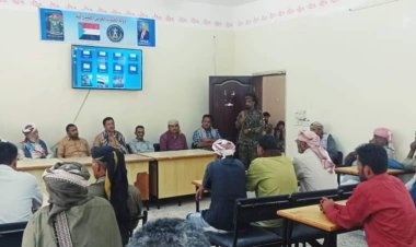 رئيس تنفيذية انتقالي أبين يزور سرار ويلتقي بالشخصيات الاجتماعية وقيادة السلطة المحلية بالمديرية