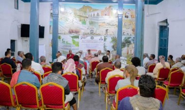 لقاء موسع بغيل باوزير يؤكد على ضرورة استقرار العملية التعليمية