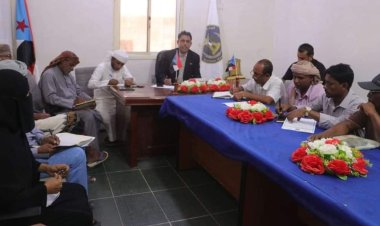 تنفيذية انتقالي سقطرى تستعرض التحديات الاقتصادية في اجتماعها الدوري