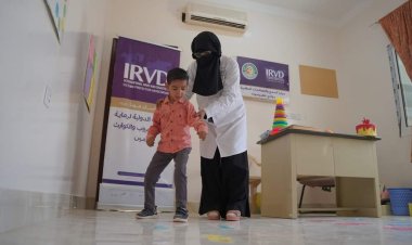 محافظ حضرموت يطلع على سير أنشطة مشروع تشغيل الأطراف الصناعية وإعادة التأهيل بسيئون لدعم ذوي الإعاقات السمعية والحركية