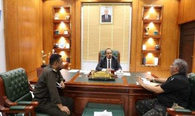 محافظ حضرموت يطلع على أوضاع الإصلاحية المركزية بالمكلا