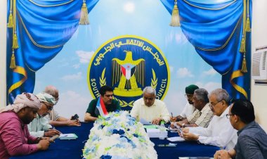 رئيس تنفيذية انتقالي حضرموت يشيد بجهود ومساعي لجنة التواصل لتحقيق مطالب حضرموت