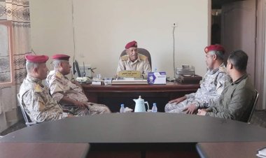 قائد المنطقة العسكرية الثانية يطلع على سير العمل في لواء الريان