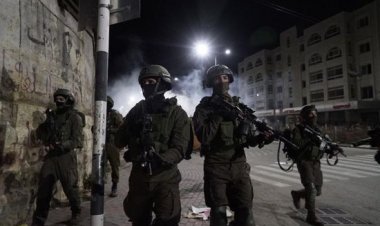 القوات الإسرائيلية تقتحم مكتب الجزيرة بالضفة