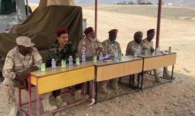 رئيس شعبة التوجيه المعنوي بالمنطقة العسكرية الثانية يلقي محاضرة توعوية بعنوان "التعامل السليمة مع المواطنين"