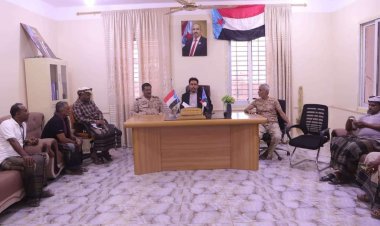 رئيس تنفيذية انتقالي سقطرى يلتقي قيادة الحزام الأمني بالمحافظة