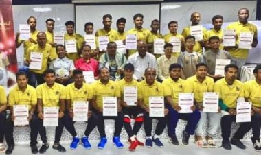 المكلا..اختتام مميز للدورة التدريبية التنشيطية لمدربي كرة القدم