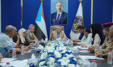 الهيئة الوطنية للإعلام تعقد اجتماعها الدوري برئاسة اليافعي