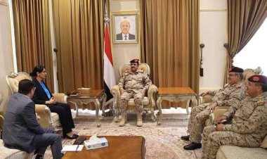 وزير الدفاع يبحث مع سفيرتي بريطانيا وفرنسا تعزيز التعاون الامني والعسكري