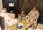 وزير الدفاع يناقش مع السفير الإماراتي تطورات الوضع في اليمن