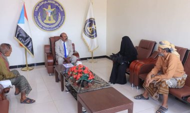 رئيس تنفيذية انتقالي شبوة يلتقي مديرة جمعية تنمية المرأة بالمحافظة