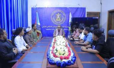 رئيس الهيئة المساعدة بوادي حضرموت يلتقي نقابة الصحفيين الجنوبيين والمراكز الإعلامية بالوادي