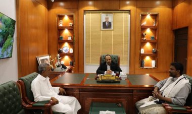 المحافظ بن ماضي يطلع على أوضاع مديرية حجر ومشاريع الطرق الاستراتيجية للمديريات الغربية