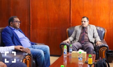 الوزير السقطري يبحث مع ممثل منظمة (الفاو) التدخلات في القطاعين الزراعي والسمكي