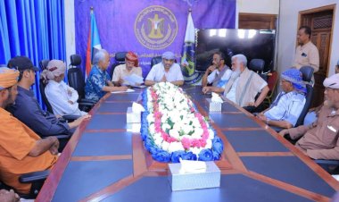 رئيس الهيئة المساعدة بوادي وصحراء حضرموت يلتقي برؤساء المراكز المحلية لانتقالي سيئون