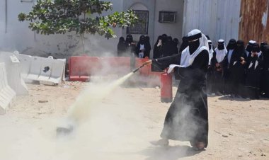 الدفاع المدني بالشحر يقيم محاضرة توعوية لطالبات مدرسة 26 سبتمبر عن السلامة وكيفية الحد من المخاطر