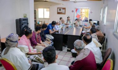 انتقالي غيل باوزير يعقد اجتماعاً موسعاً لمناقشة استعدادات إقامة مليونية الهوية الجنوبية بسيؤن