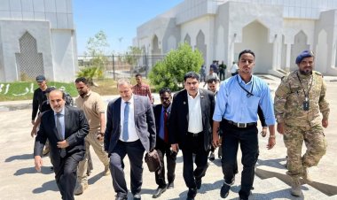 رئيس تنفيذية انتقالي حضرموت يستقبل وفد هيئة الرئاسة المشارك في مليونية الهوية الجنوبية بسيؤن