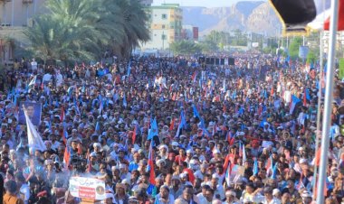 أبناء حضرموت في مليونية "الهوية الجنوبية" يجددون التمسك بالاستقلال واستعادة الدولة الجنوبية المستقلة "بيان"