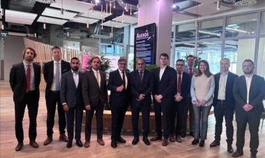 وزير الصحة يبحث التعاون الصحي مع جمعية الرعاية الصحية الفرنسية وشركائها