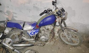 أمن المكلا يضبط عصابة سرقة متنقلة على دراجة نارية