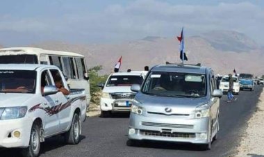 جماهير المهرة تزحف إلى الغيضة للمشاركة باحتفالات 14 أكتوبر