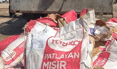 عدن.. هيئة المواصفات والمقاييس ترفض وتتلف دجاج مجمد فاسد ولوازم مدرسية للاطفال تروج للمثلية الجنسية وتحمل بيانات باللغة العبرية