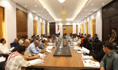 محافظ حضرموت يرأس اجتماعًا المكتب التنفيذي بالمحافظة