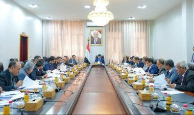 مجلس الوزراء يقف امام المتغيرات المتعلقة بأسعار الصرف واحتواء تداعياتها المؤثرة على المواطنين