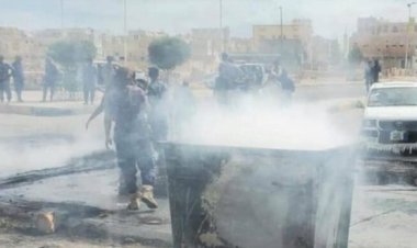 مظاهرات غاضبة في الشحر لليوم الثاني احتجاجاً على انقطاع الكهرباء وتردي الخدمات