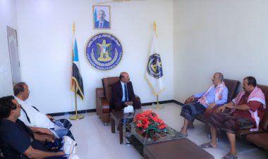 رئيس تنفيذية انتقالي شبوة يلتقي عددًا من الشخصيات السياسية والحكومية بالمحافظة