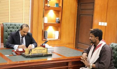 محافظ حضرموت يطلع على أوضاع واحتياجات المواطنين بمديريتي حجر ويبعث