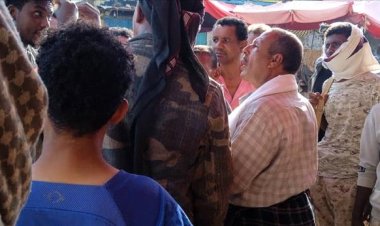 أبين.. مكتب اشغال خنفر يقوم بإدخال باعة الأسماك والخضار والفواكه إلى السوق المركزي بعد تهيئته