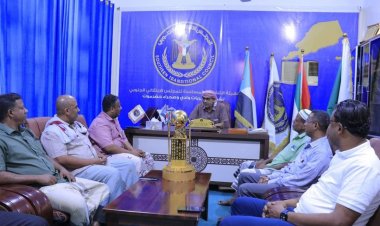 رئيس انتقالي وادي وصحراء حضرموت يلتقي إدارة نادي البرق ويؤكد دعم الشباب والرياضة