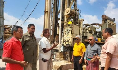 حضرموت.. السلطة بالشحر تتابع أعمال حفر بئر جديدة بحقل المقد