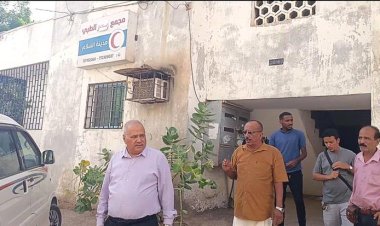 مدير عام مكتب الصحة بالعاصمة عدن يتفقد المراكز الصحية في شمال دار سعد