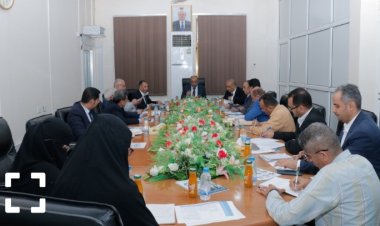 لجنة وزارية برئاسة بن بريك تناقش إعداد خطة الإنقاذ الاقتصادي