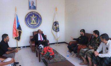 رئيس تنفيذية انتقالي شبوة يلتقي بعدد من الضباط العسكريين الجنوبين