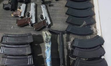 قوات الحزام الأمني بيافع تفشل محاولة تهريب أسلحة قادمة من مناطق الحوثيين.