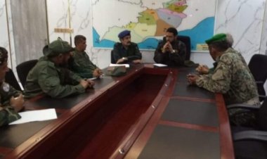 مدير أمن لحج يبحث سُبل تصحيح سير العمل بمصلحة الأحوال المدنية في المحافظة