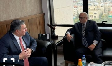 الدكتور باذيب يبحث مع هيئة تنظيم قطاع الاتصالات الأردنية تعزيز التعاون المشترك